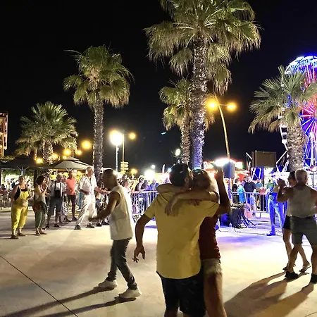 A 100 M Plage,centre,marche, 3ch 아파트