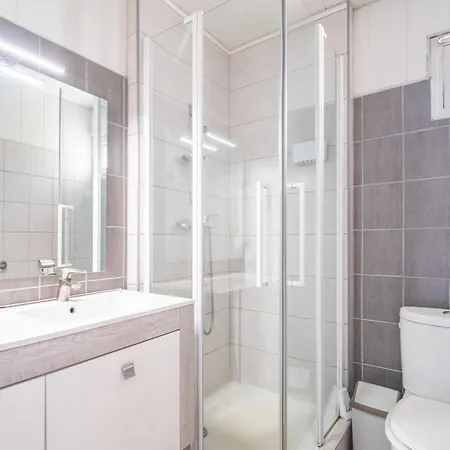 A 100 M Plage,centre,marche, 3ch