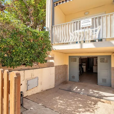 A 100 M Plage,centre,marche, 3ch