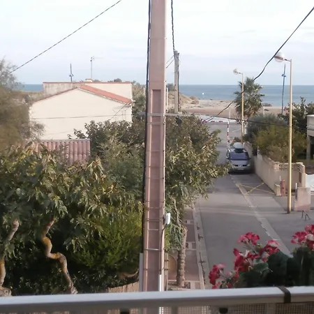 A 100 M Plage,centre,marche, 3ch Apartmán *